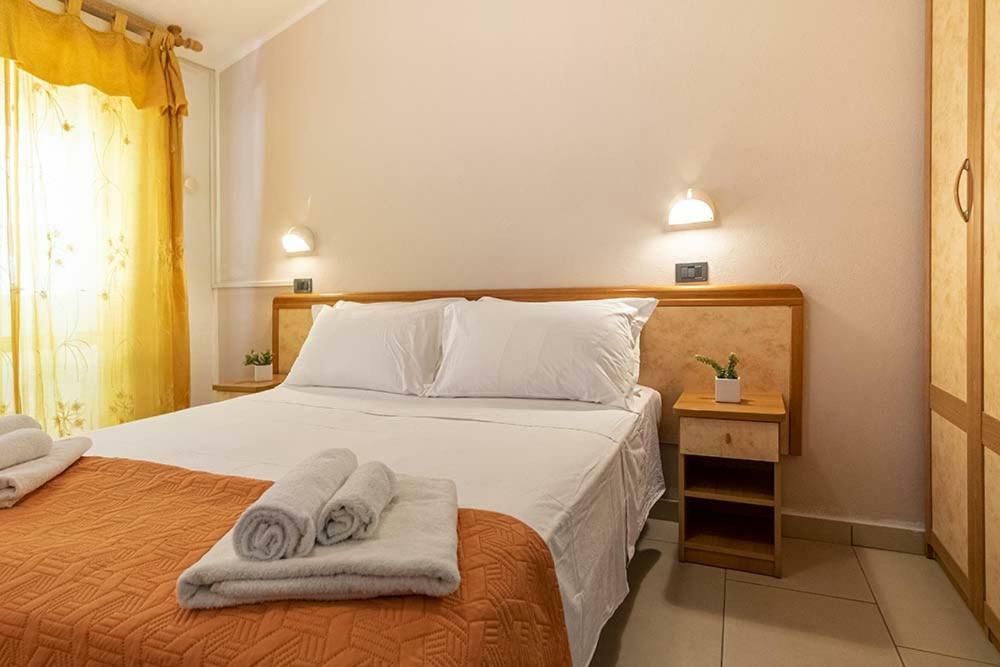 Hotel Oasi del Mare Rimini Esterno foto